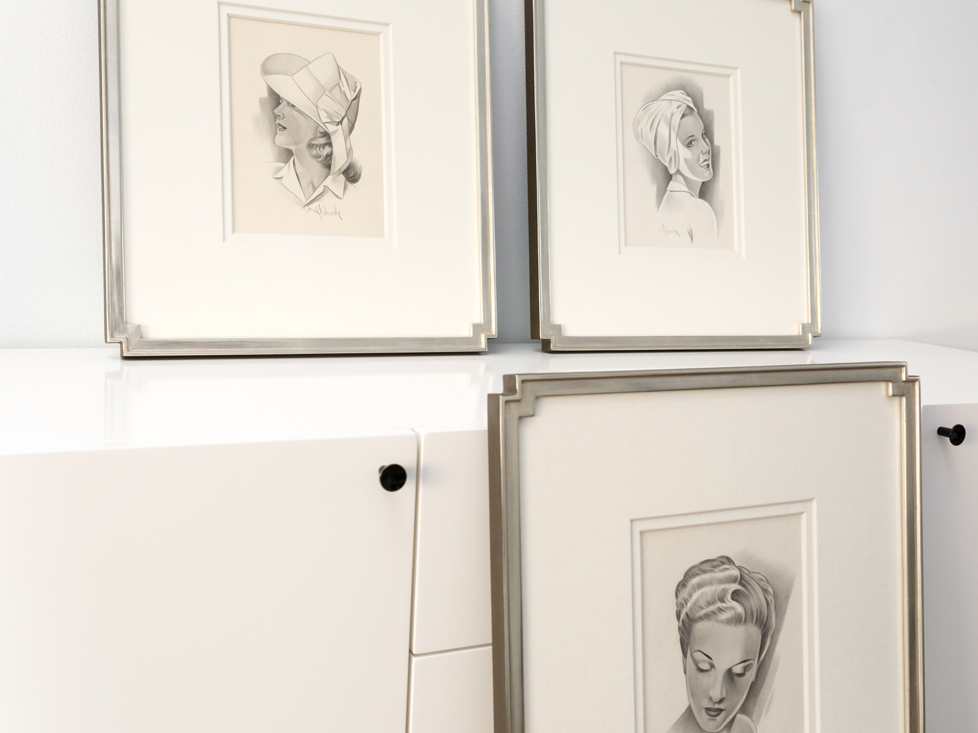 Vintage lady portraits in custom white gold frame